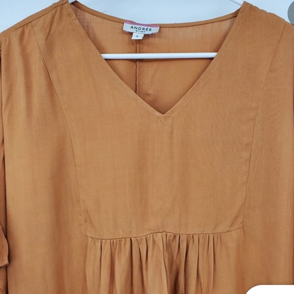 🤎Andree By Unit V-Neck Dolman Ruffle Sleeve Peplum Top - Picture 2 of 5